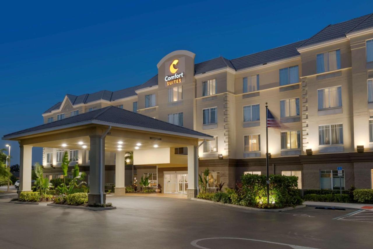 Comfort Suites Near Universal Orlando Resort מראה חיצוני תמונה