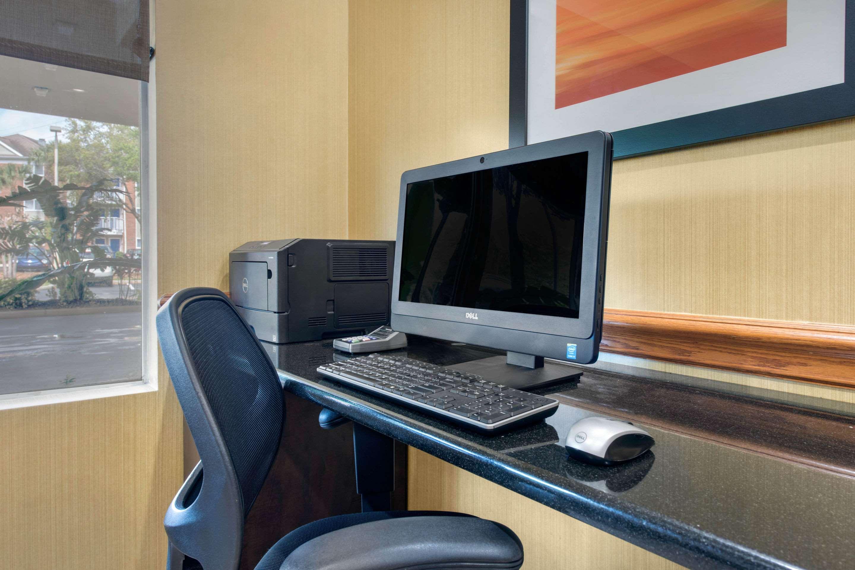 Comfort Suites Near Universal Orlando Resort מראה חיצוני תמונה