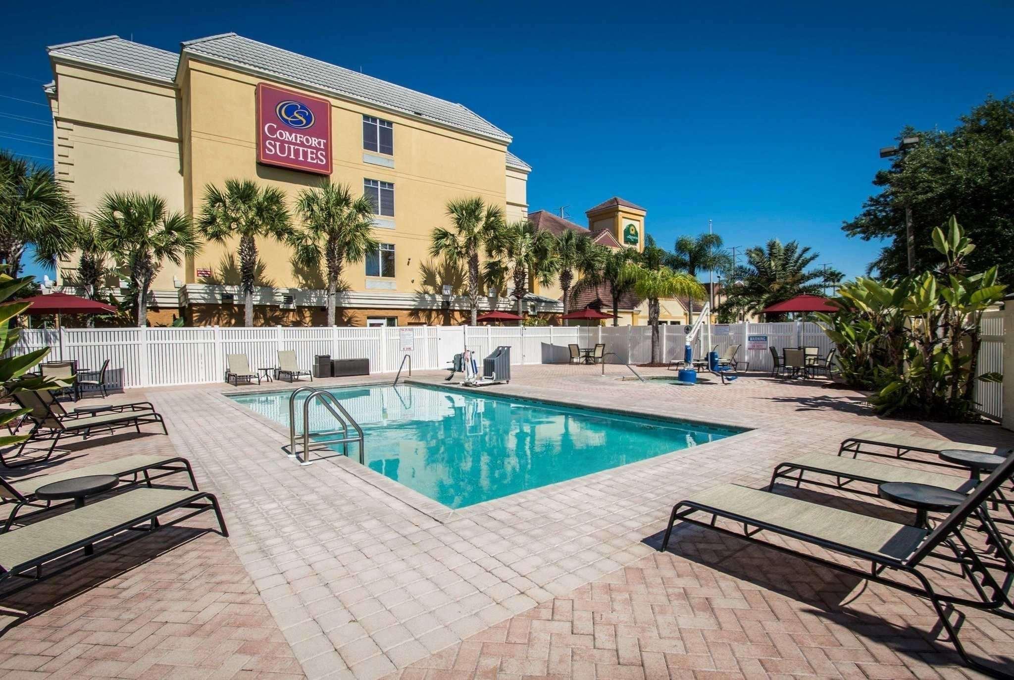 Comfort Suites Near Universal Orlando Resort מראה חיצוני תמונה