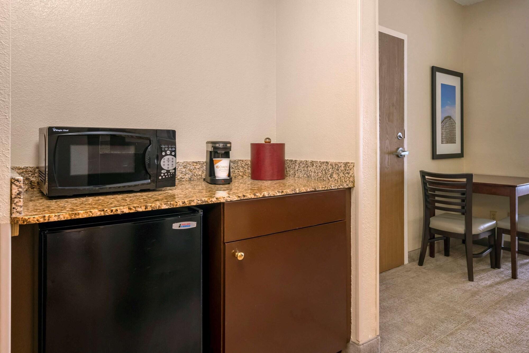 Comfort Suites Near Universal Orlando Resort מראה חיצוני תמונה